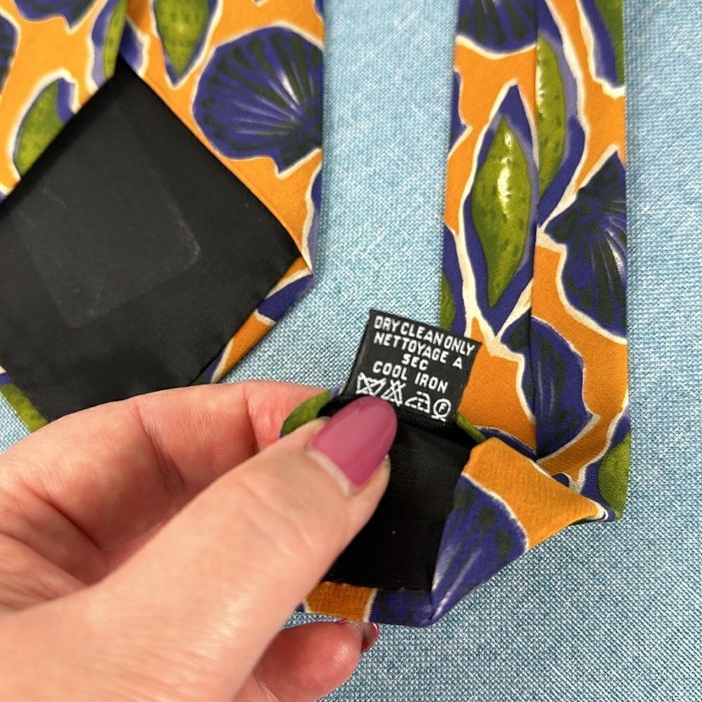 Hugo Boss Vintage Silk Made In Italy Seashell Print Colorful Tie - Picture 4 of 6
